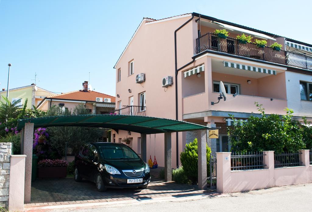 Apartments Merlin Novigrad Istria Exterior foto